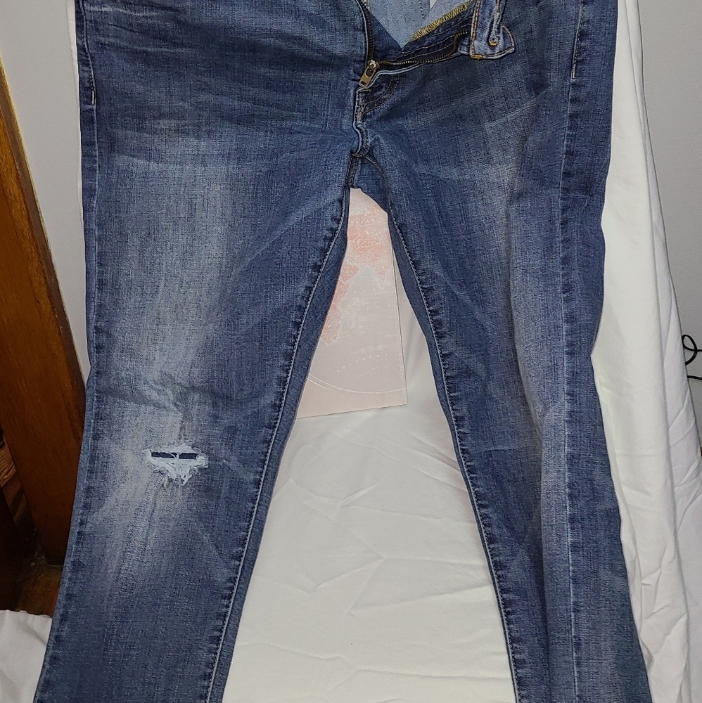 American Eagle Outfitters Men's jeans